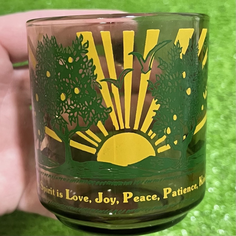 VTG Religious Coffee Mug Lt Amber Bible Galatians 5:22 Lemon Tree Sunrise MCM